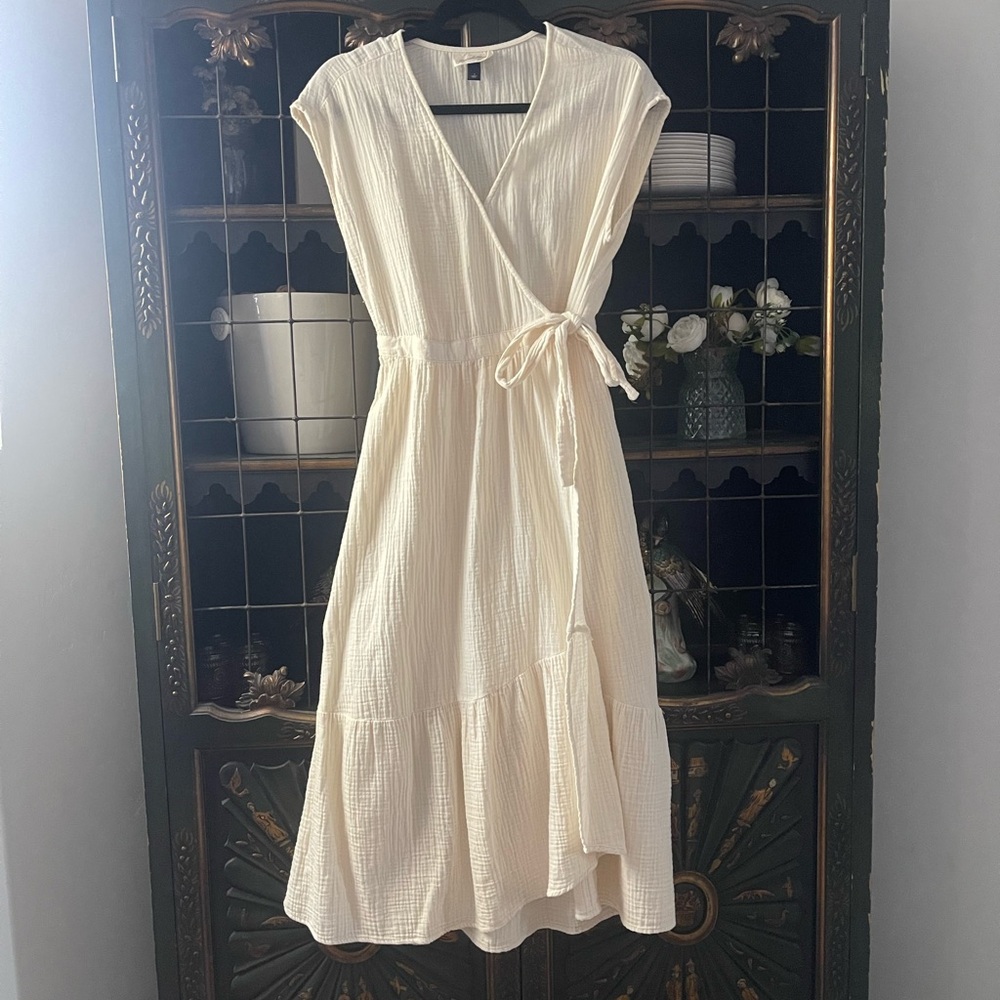 Universal Thread Cream Midi Wrap Dress